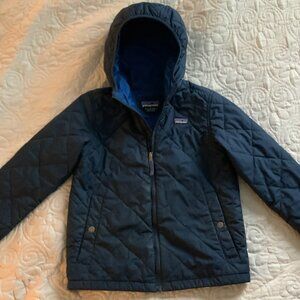 Patagonia Quilted Jacket with Hood Size Small  (7-8)